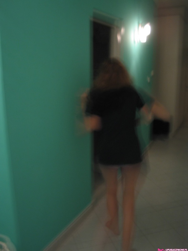 Подругам нравится сниматься на камеру вместе и по-отдельности 2 фото Подругам нравится сниматься на камеру вместе и по-отдельности 2 фото