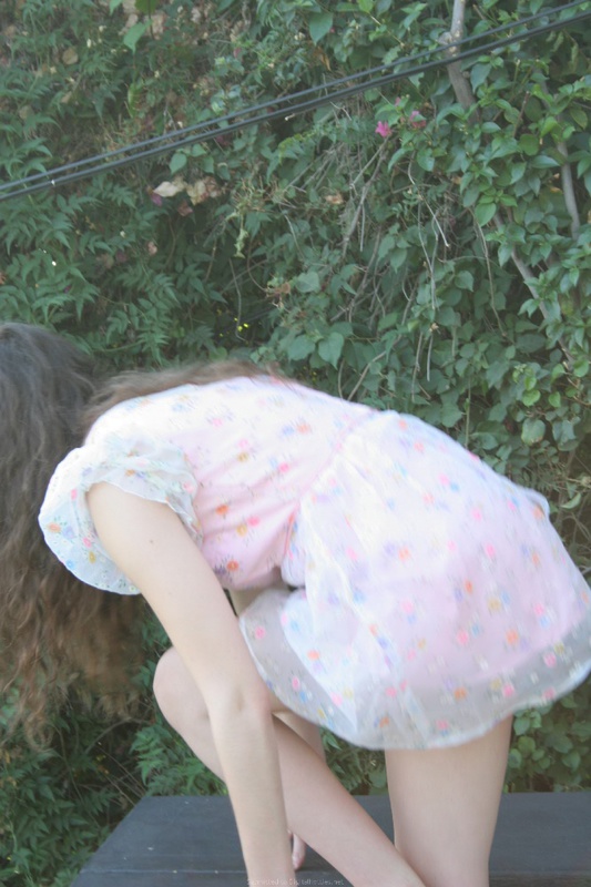 Голая спортивная девка позирует 8 фото Голая спортивная девка позирует 8 фото