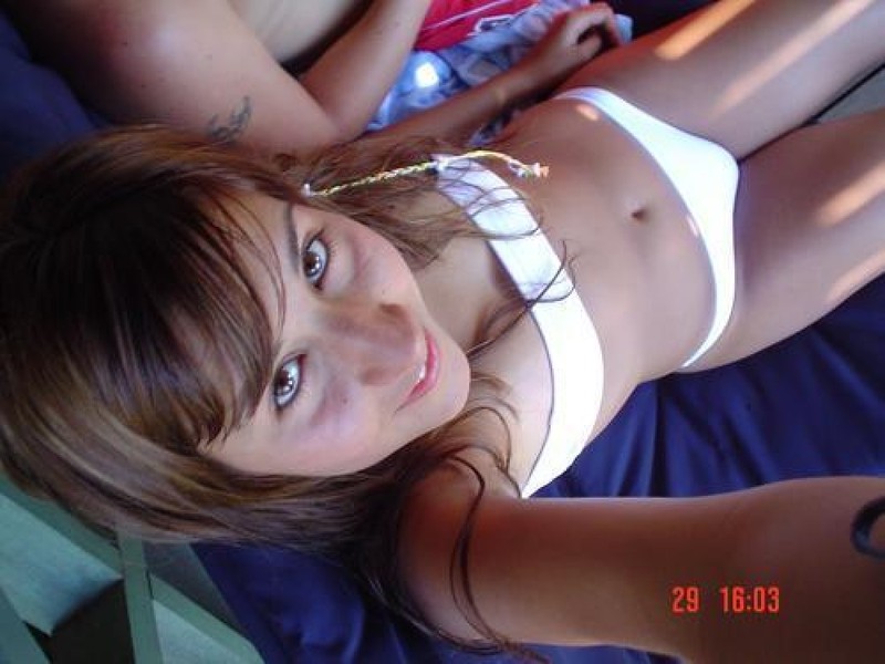 Разные леди показывают себя в разных местах 5 фото Разные леди показывают себя в разных местах 5 фото