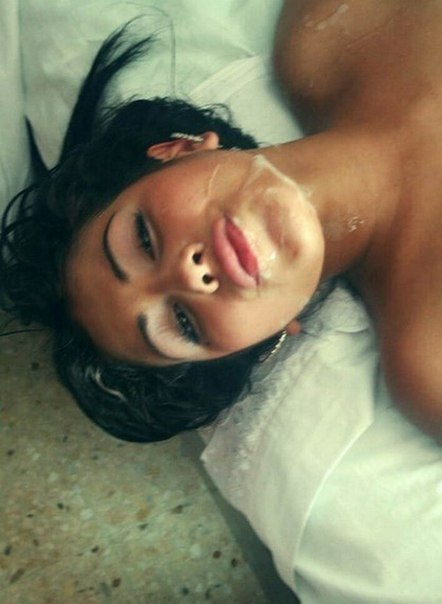 Страстные девушки получают камшоты на лица 7 фото Страстные девушки получают камшоты на лица 7 фото