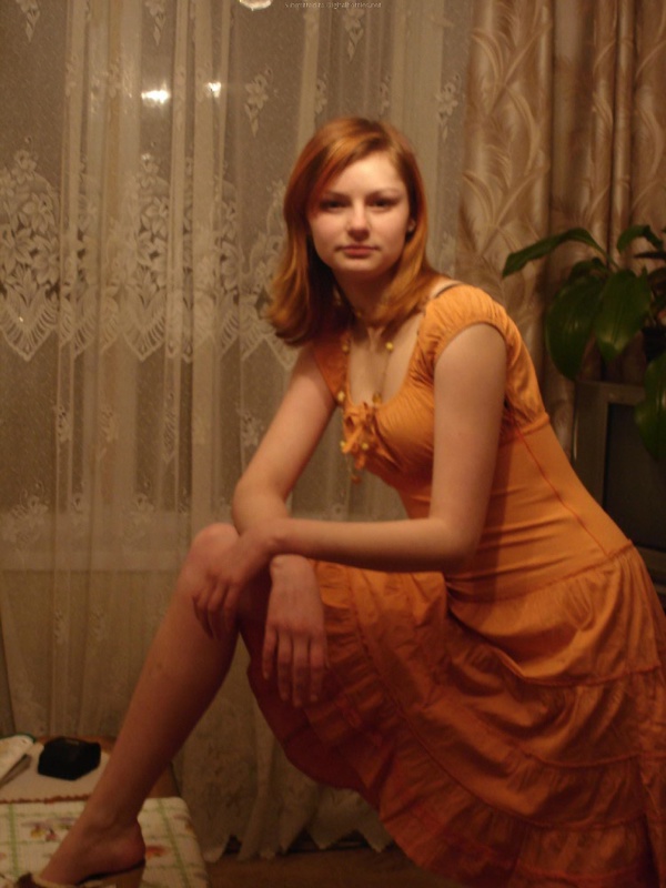 Рыжая девушка в черном белье встала раком на двухспальной кровати 24 фото Рыжая девушка в черном белье встала раком на двухспальной кровати 24 фото