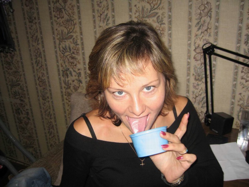 Худая дамочка обнажилась, сняв ажурное белье 1 фото Худая дамочка обнажилась, сняв ажурное белье 1 фото