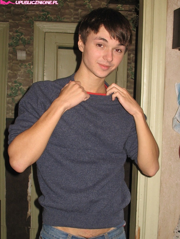 Парнишка трахает подругу во влагалище на столе 4 фото Парнишка трахает подругу во влагалище на столе 4 фото