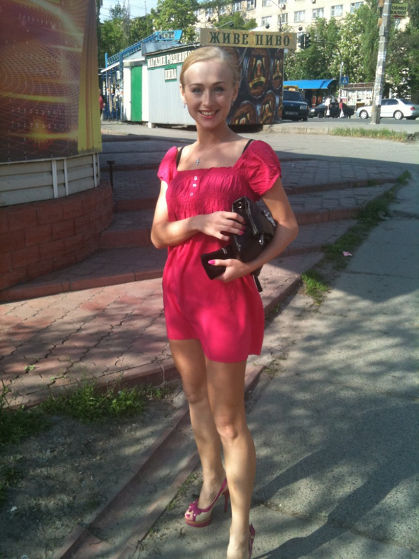 Потрясная блондинка обнаженная перед нами 2 фото Потрясная блондинка обнаженная перед нами 2 фото