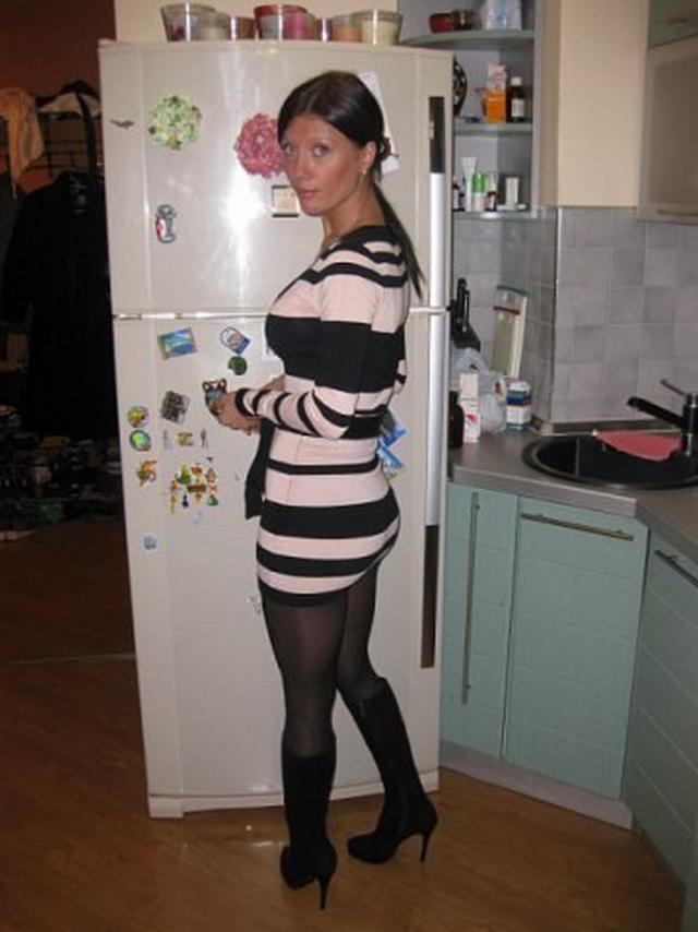 Позирующие извращенки и тёлки дающие парням в анал и киску 26 фото Позирующие извращенки и тёлки дающие парням в анал и киску 26 фото