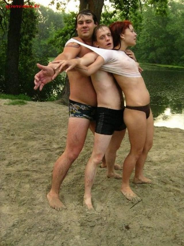 Групповуха молодых на природе 8 фото Групповуха молодых на природе 8 фото