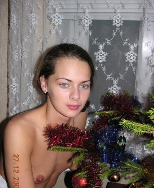 Бойфренд фотографирует голую подружку делающую макияж 9 фото Бойфренд фотографирует голую подружку делающую макияж 9 фото