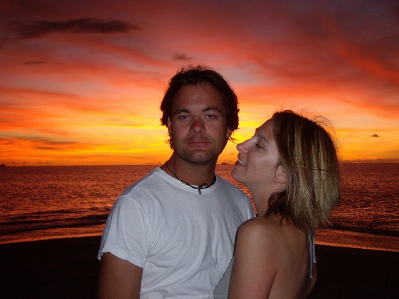 Сексуальные игры молодой пары на отдыхе 13 фото Сексуальные игры молодой пары на отдыхе 13 фото