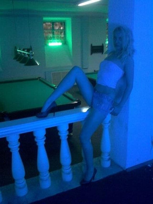 Телки онанируют киски или трахаются на досуге 8 фото Телки онанируют киски или трахаются на досуге 8 фото