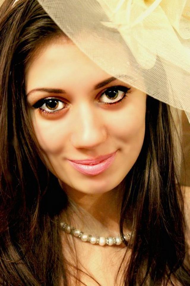 Парень выложил фото своей молодой жены 5 фото Парень выложил фото своей молодой жены 5 фото