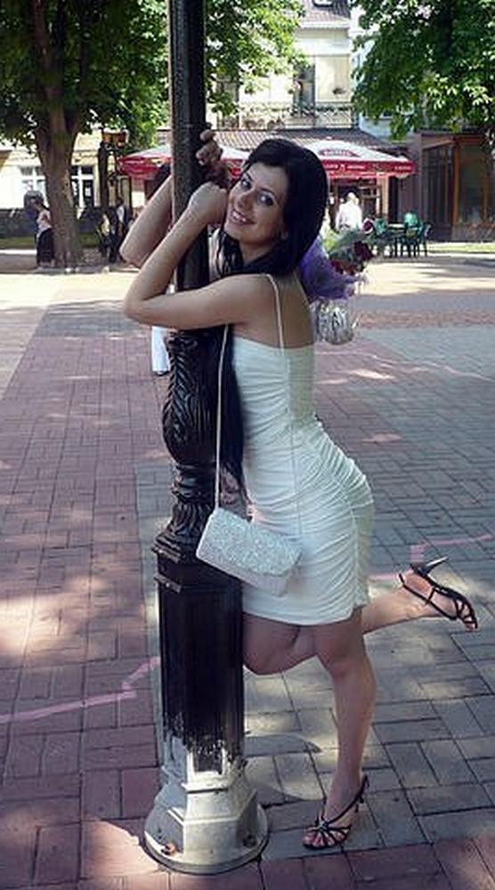 Парень выложил фото своей молодой жены 17 фото Парень выложил фото своей молодой жены 17 фото