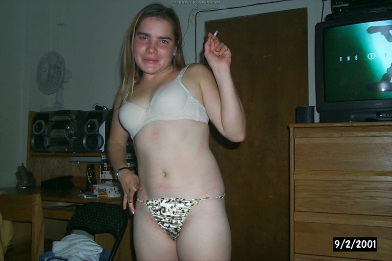 Мастурбация бутылкой приводит до оргазма 1 фото Мастурбация бутылкой приводит до оргазма 1 фото