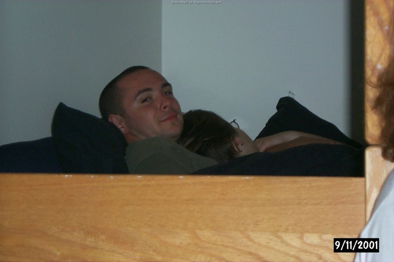 Мастурбация бутылкой приводит до оргазма 11 фото Мастурбация бутылкой приводит до оргазма 11 фото