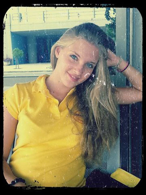 Красивая подруга выложила свою жизнь в фото и не только 7 фото Красивая подруга выложила свою жизнь в фото и не только 7 фото