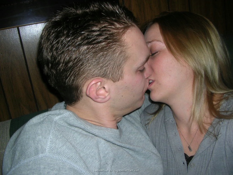 Отдых на яхтах и потрясающий секс ночью 16 фото Отдых на яхтах и потрясающий секс ночью 16 фото