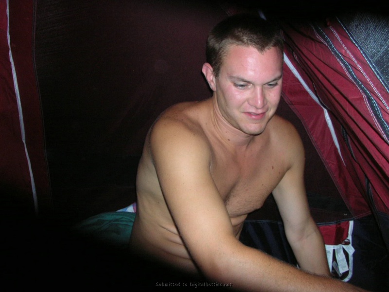 Отдых на яхтах и потрясающий секс ночью 21 фото Отдых на яхтах и потрясающий секс ночью 21 фото