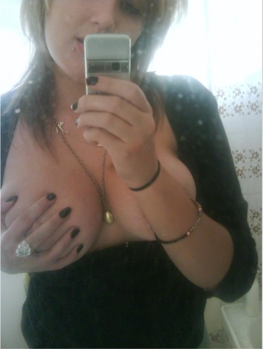 Сексуальные студентки показывают себя поклонникам 15 фото Сексуальные студентки показывают себя поклонникам 15 фото