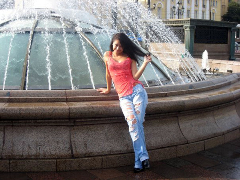 Узбекская модель из Москвы на студийных снимках и в жизни 2 фото Узбекская модель из Москвы на студийных снимках и в жизни 2 фото