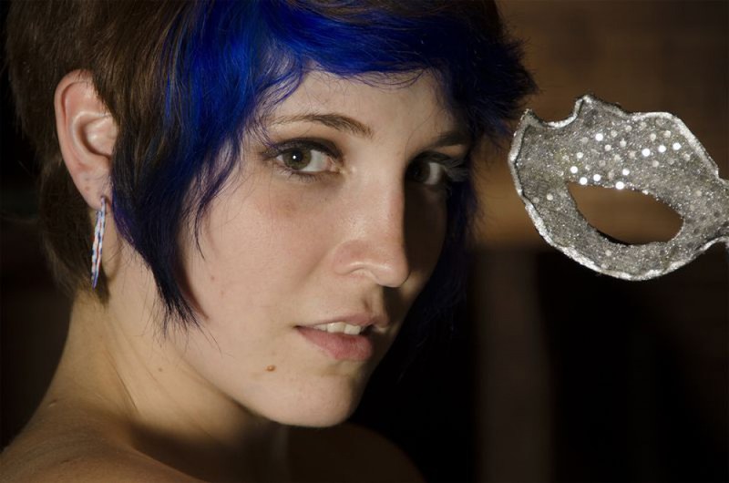 Полненькая неформалка позирует в столярной мастерской 38 фото Полненькая неформалка позирует в столярной мастерской 38 фото