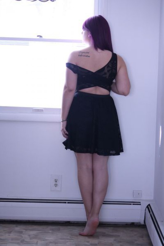 Горячая и пухлая чувиха показывает свое тело на постели 9 фото Горячая и пухлая чувиха показывает свое тело на постели 9 фото