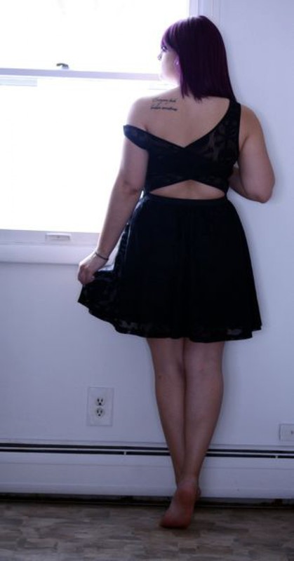 Горячая и пухлая чувиха показывает свое тело на постели 38 фото Горячая и пухлая чувиха показывает свое тело на постели 38 фото