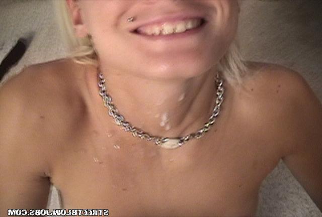 Парень даёт на клык дома случайной прохожей 29 фото Парень даёт на клык дома случайной прохожей 29 фото