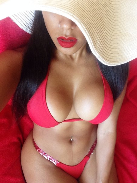 Милашки сосут и подставляют аккуратные дырочки для секса 7 фото Милашки сосут и подставляют аккуратные дырочки для секса 7 фото