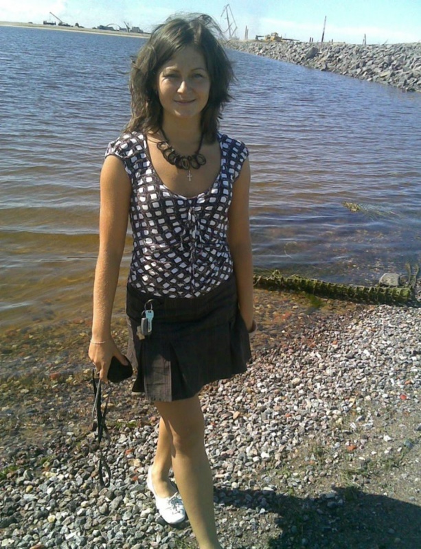 Приятная своим присутствием молодая девушка 7 фото Приятная своим присутствием молодая девушка 7 фото