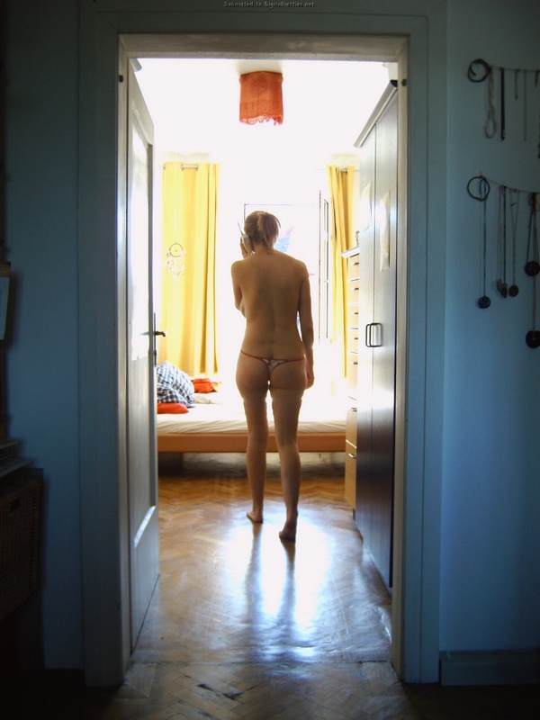 Просто откровенные снимки из жизни одной дамы 4 фото Просто откровенные снимки из жизни одной дамы 4 фото