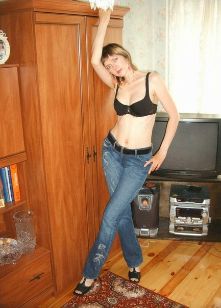 Обнаженные женщины и мамки в домашней обстановке 3 фото Обнаженные женщины и мамки в домашней обстановке 3 фото