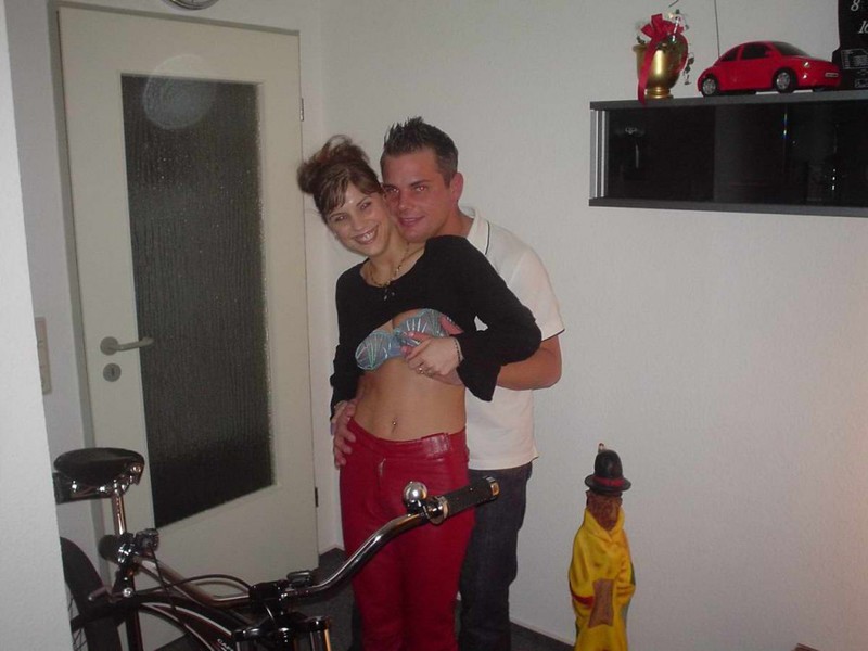 Ублажают друг друга дома 3 фото Ублажают друг друга дома 3 фото