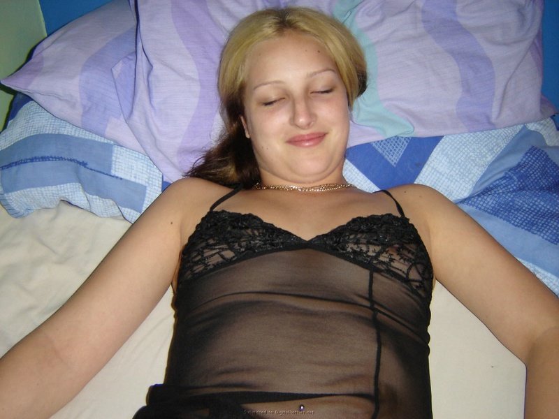 Партнеру только в кайф потрахать подругу между булок 26 фото Партнеру только в кайф потрахать подругу между булок 26 фото