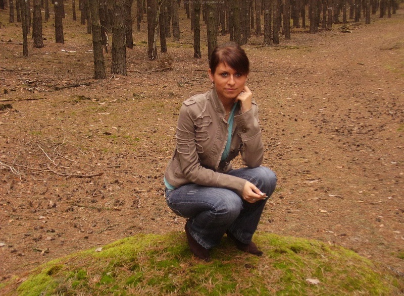 Частные снимки загорелой туристки на улице и дома 32 фото Частные снимки загорелой туристки на улице и дома 32 фото