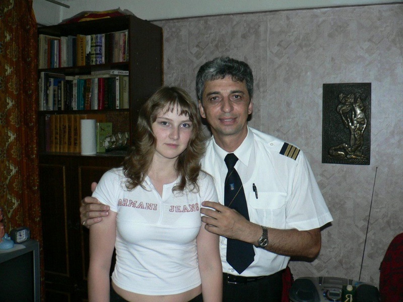 Молодая любовница трахается с зрелым моряком 1 фото Молодая любовница трахается с зрелым моряком 1 фото