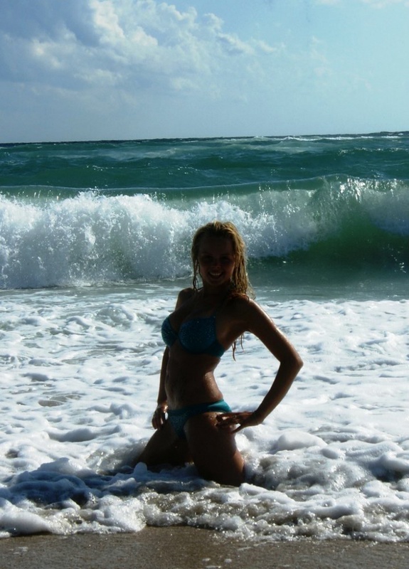 Сексуальные танцовщицы показали упругие сиськи 7 фото Сексуальные танцовщицы показали упругие сиськи 7 фото