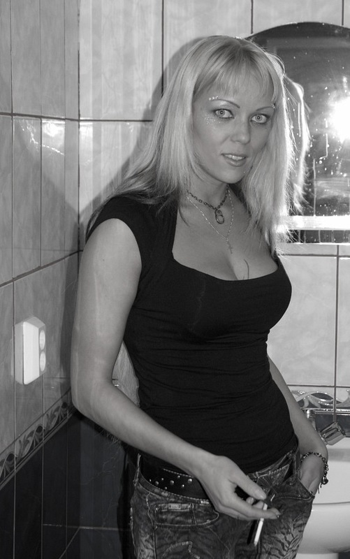 Сексуальные танцовщицы показали упругие сиськи 8 фото Сексуальные танцовщицы показали упругие сиськи 8 фото