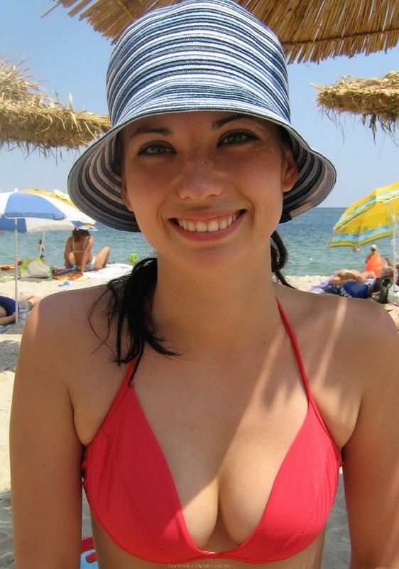 Откровенные и обычные снимки из жизни одной женщины 17 фото Откровенные и обычные снимки из жизни одной женщины 17 фото