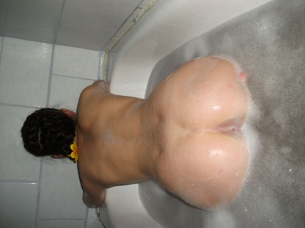 Любительницы показывают упругие попки и голые письки 25 фото Любительницы показывают упругие попки и голые письки 25 фото