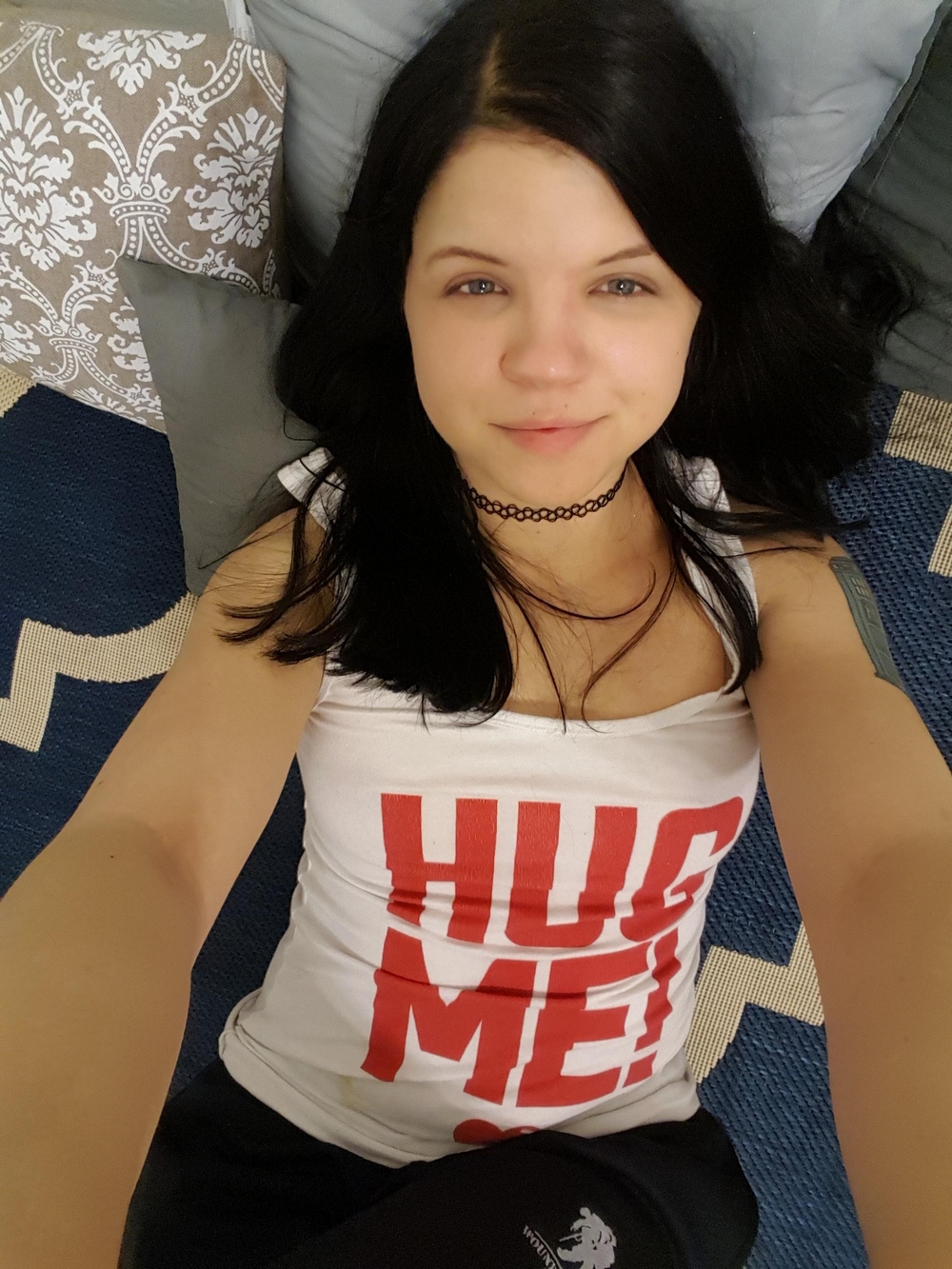 Молодая брюнетка выложила свою обнаженку в разных трусах 21 фото Молодая брюнетка выложила свою обнаженку в разных трусах 21 фото