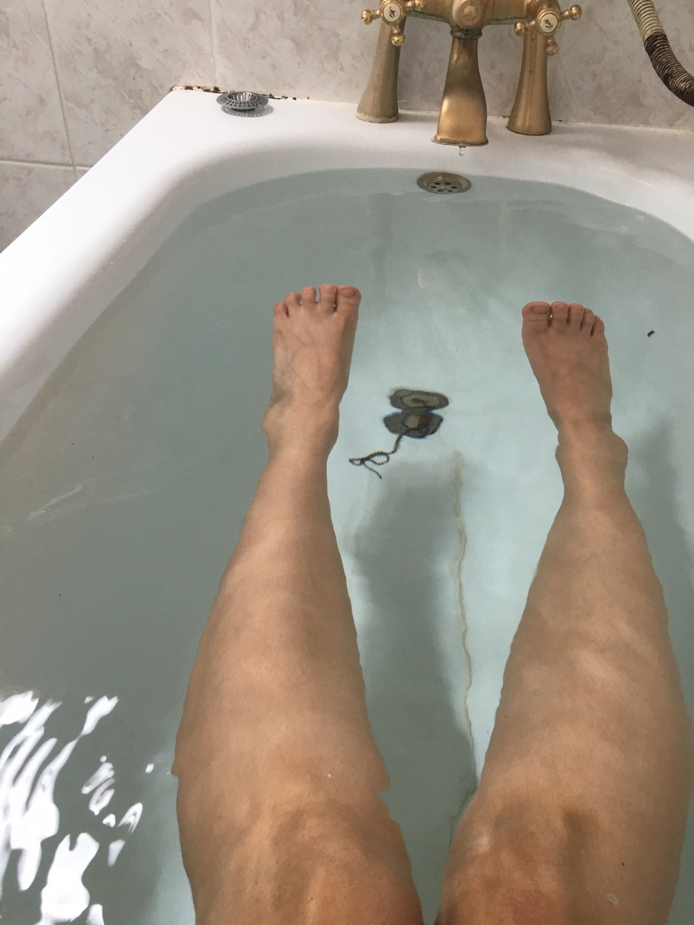 Азиатские куколки хвалятся сиськами в соцсети 8 фото Азиатские куколки хвалятся сиськами в соцсети 8 фото